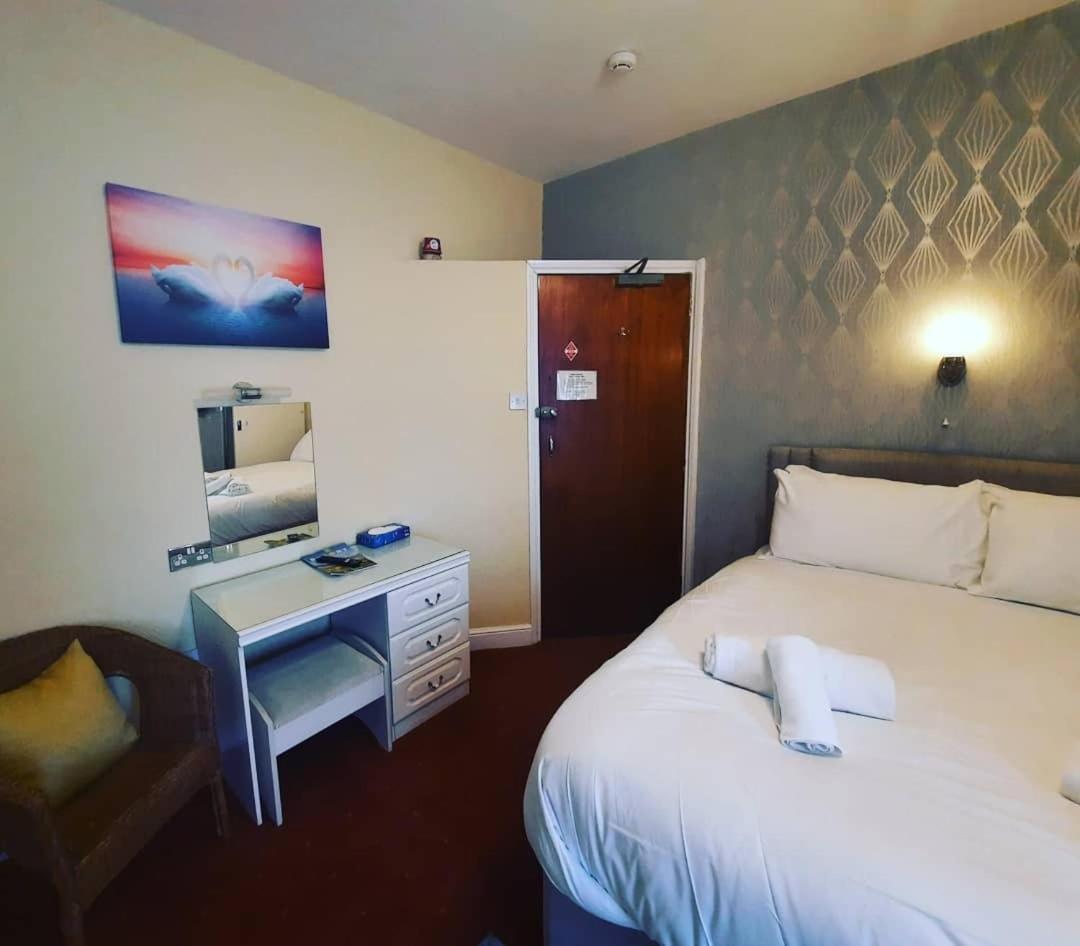 Penn House Hotel Weymouth Bagian luar foto